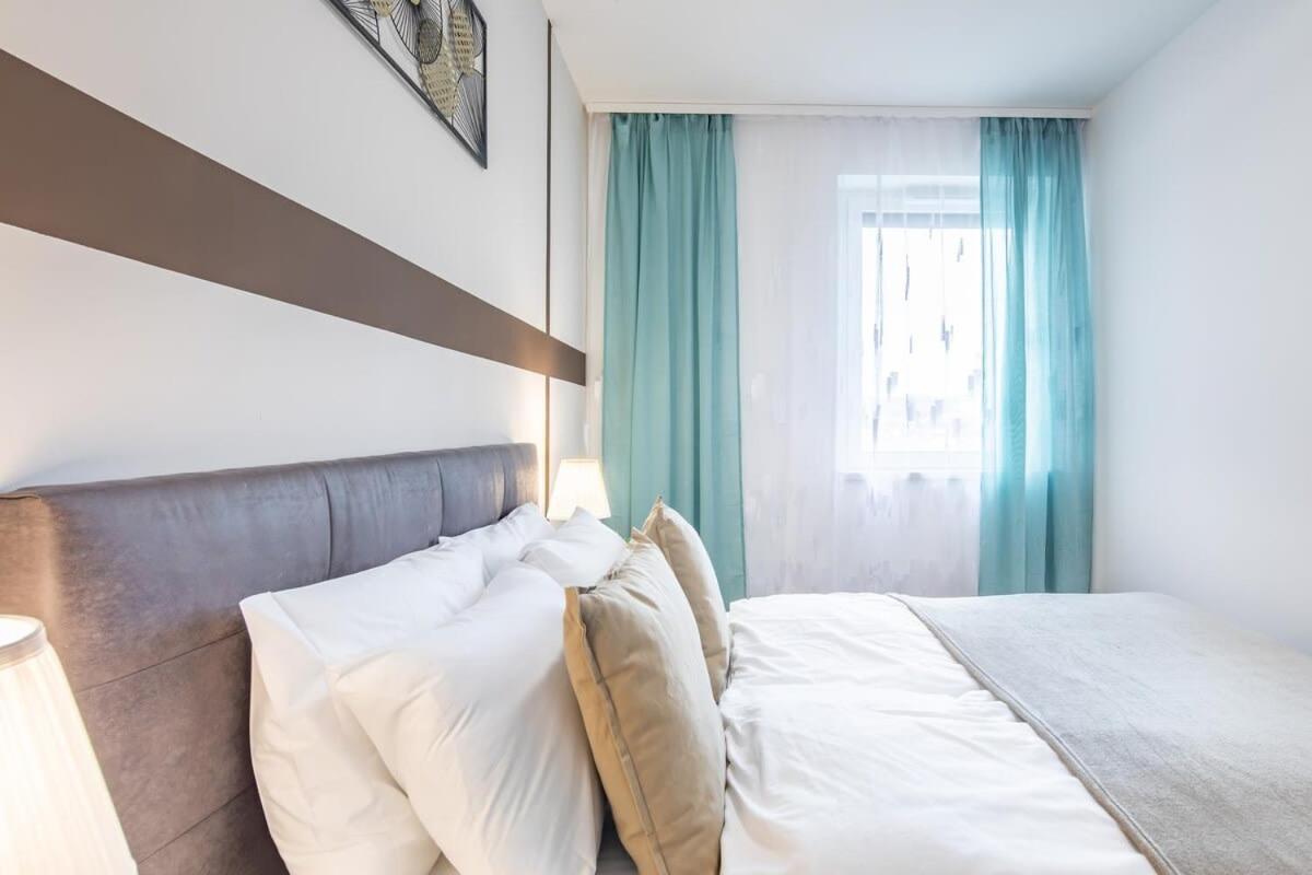 - New - Cozy Apartment