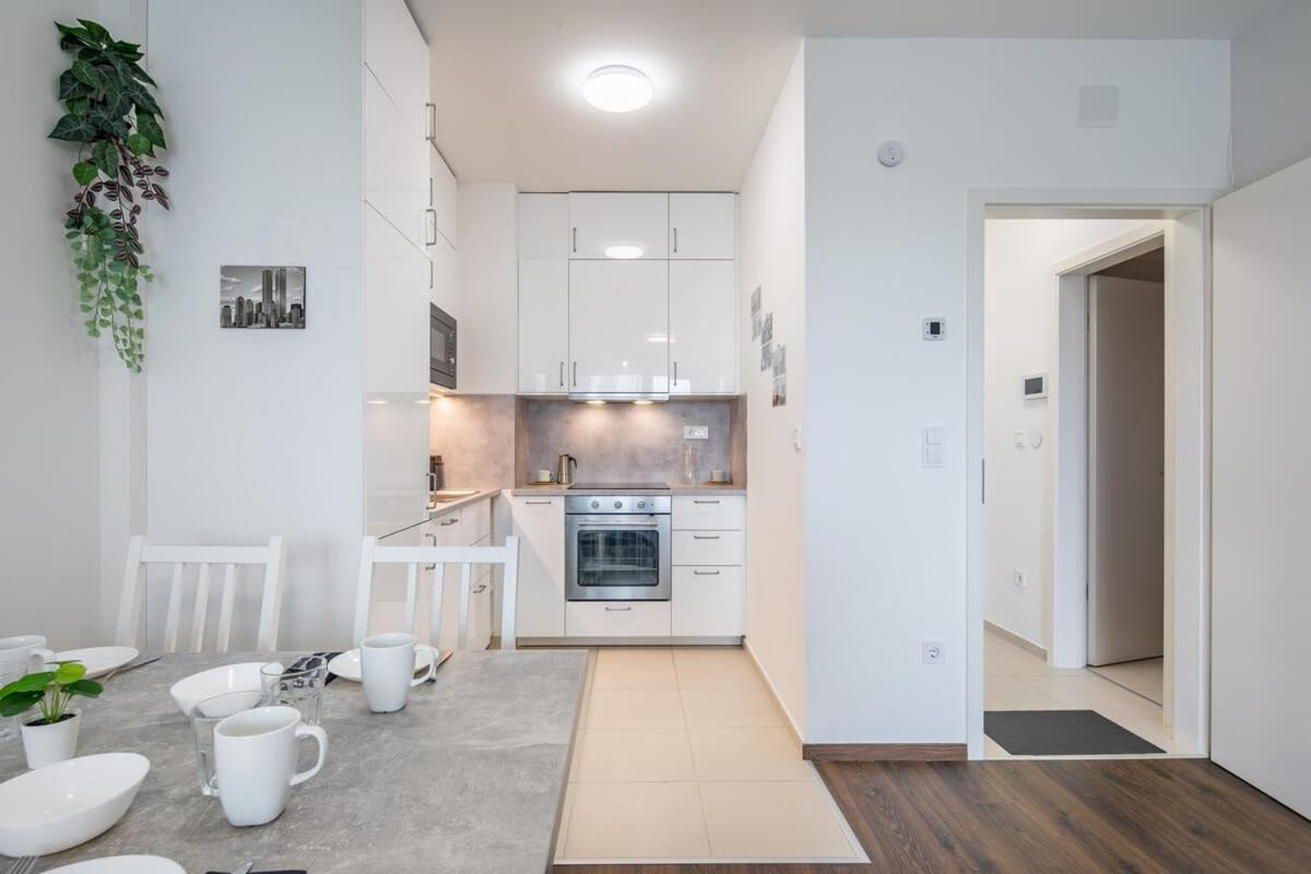 - New - Cozy Apartman Budapest